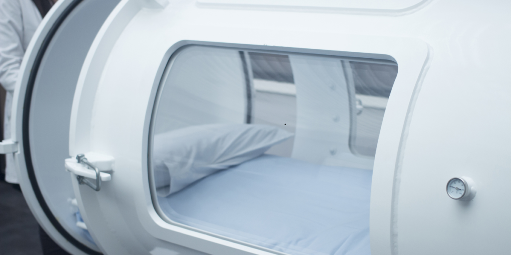 How does hyperbaric oxygen therapy work